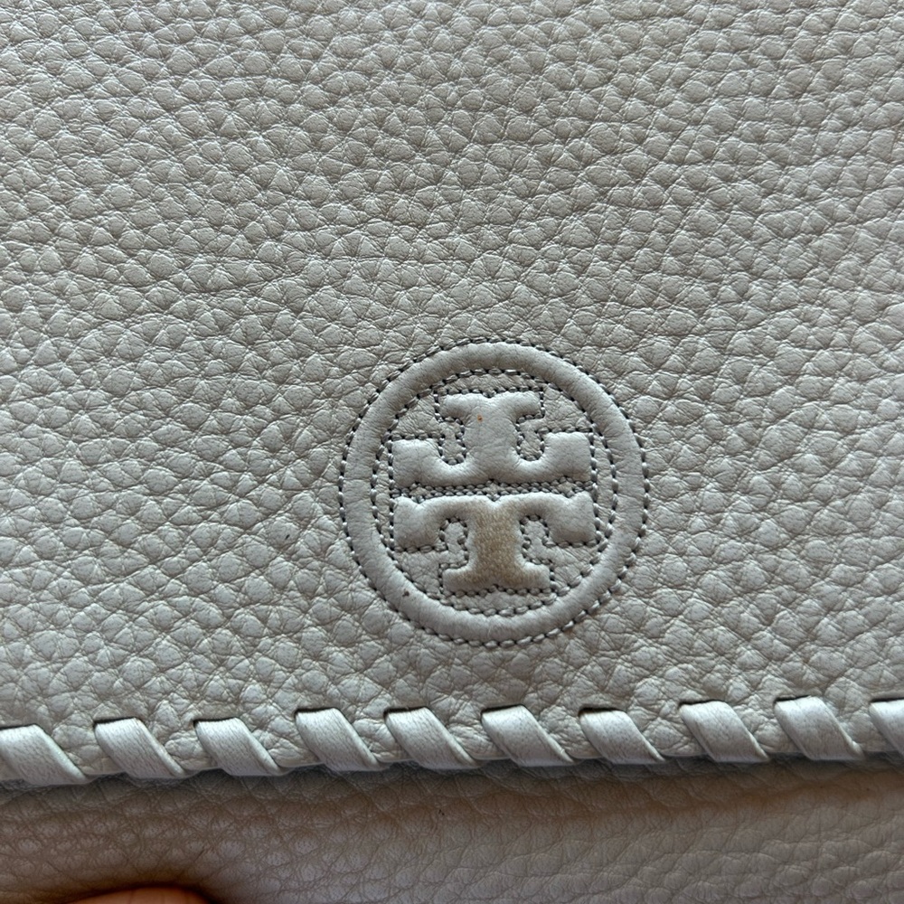 Tory Burch Marion Flat wallet cross body bag - Picture 12 of 12